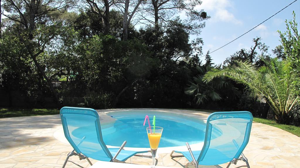 Appartement Dans Villa St Raphael Saint-Raphaël Camera foto