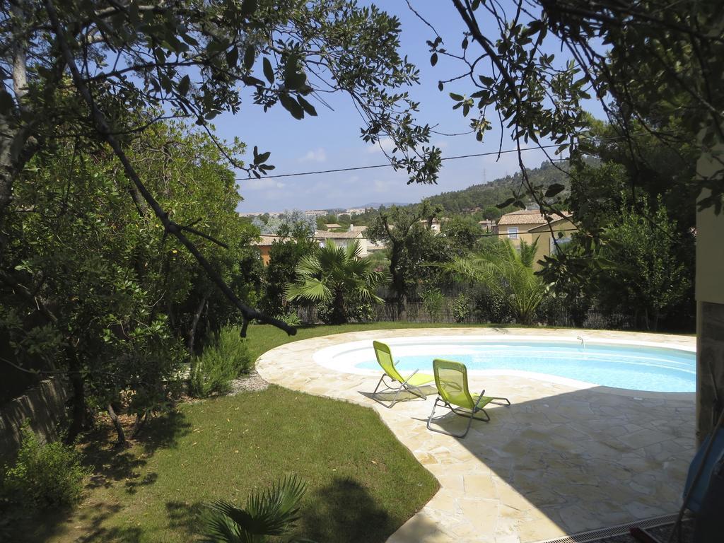 Appartement Dans Villa St Raphael Saint-Raphaël Camera foto